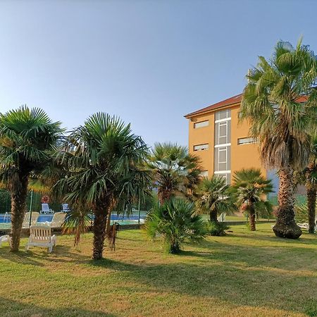 Apartamentos Zenit Mar Ноха Экстерьер фото